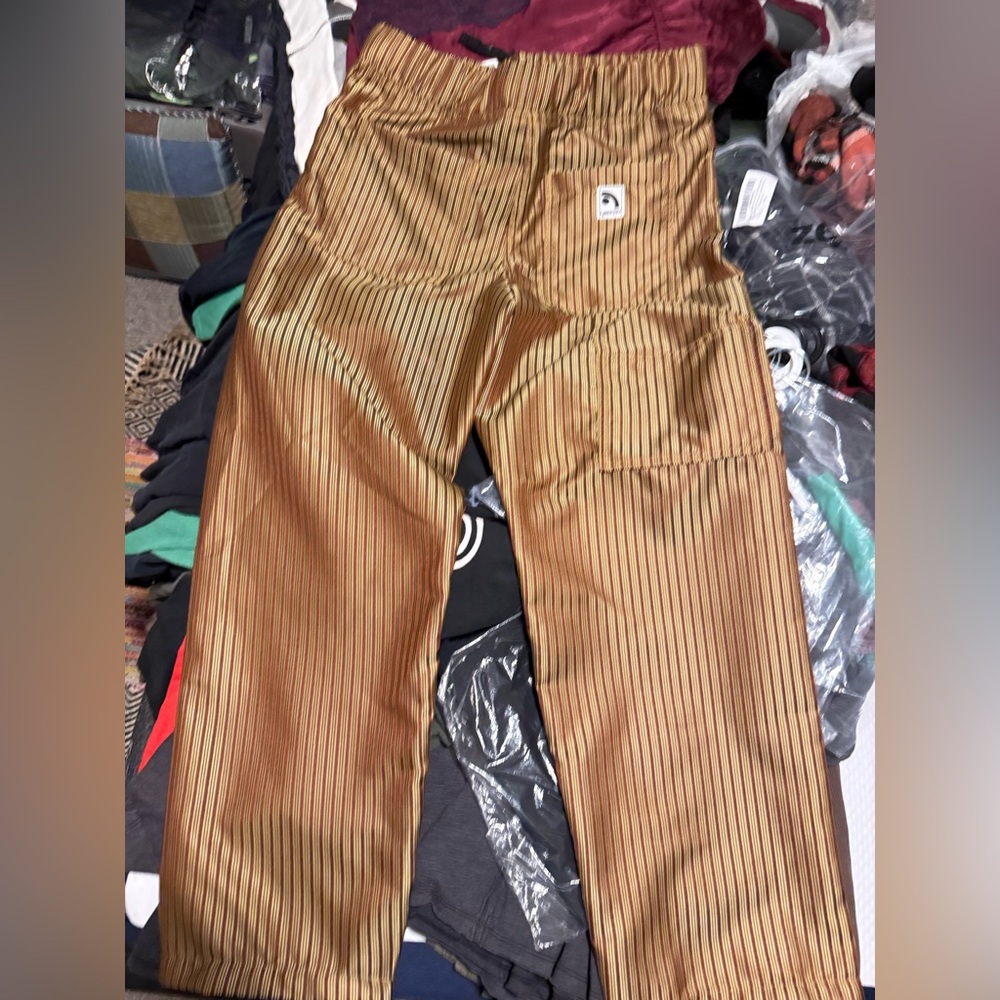 Limpies NWT Metallic gold & maroon/wine striped skateboard pants size s-m unisex